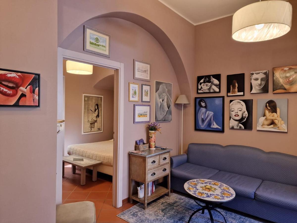 דירות אסיסי Il Cortile Di San Rufino מראה חיצוני תמונה