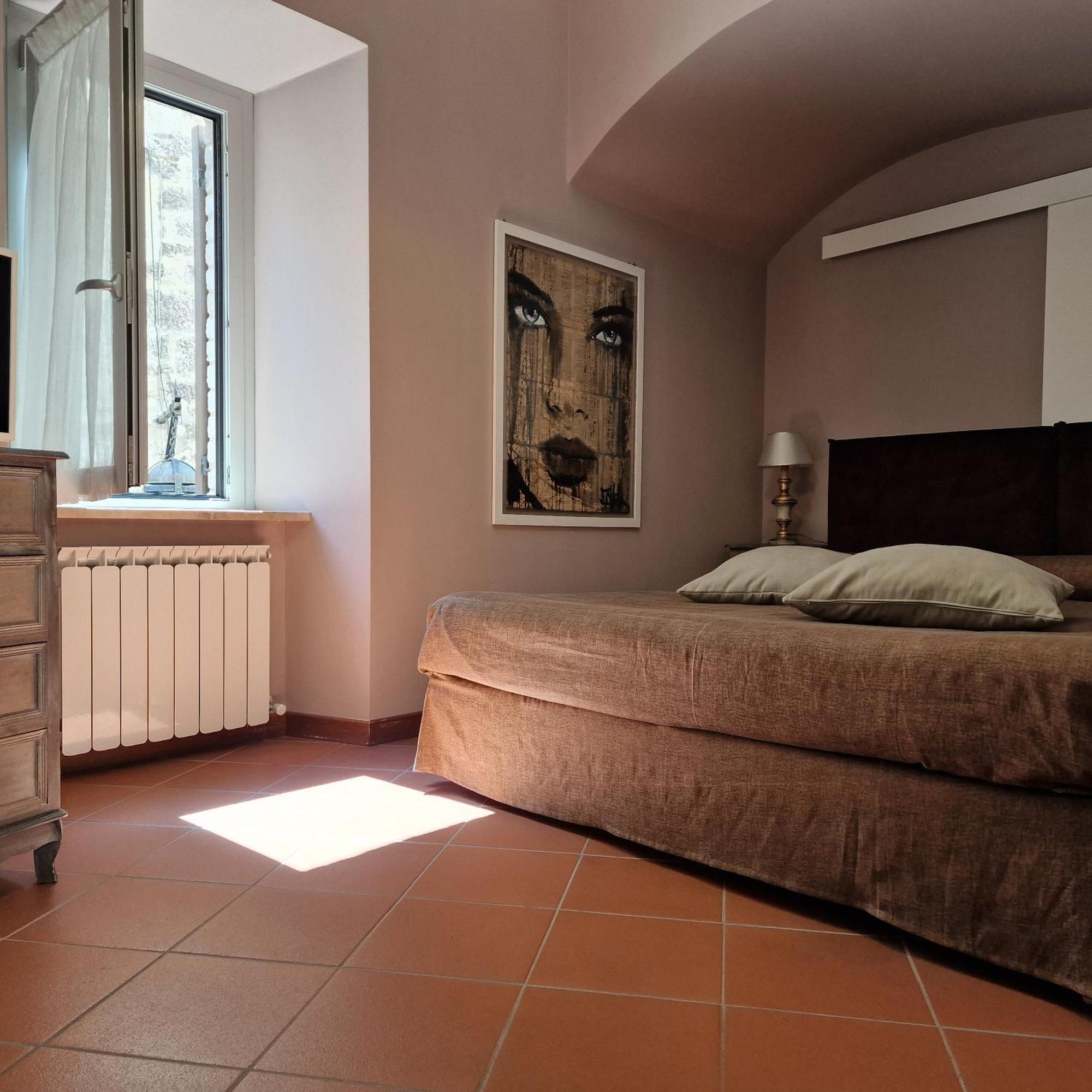 דירות אסיסי Il Cortile Di San Rufino מראה חיצוני תמונה