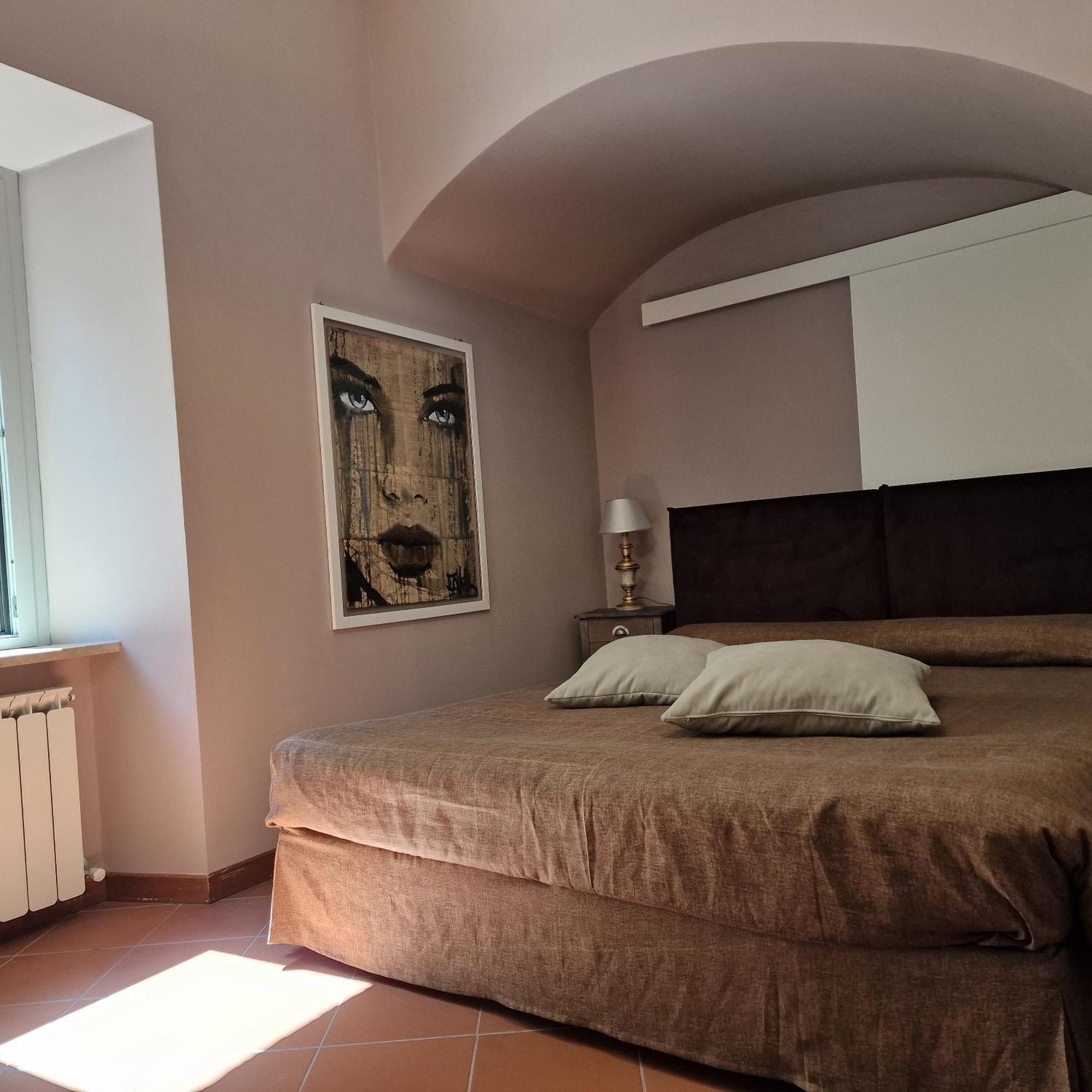 דירות אסיסי Il Cortile Di San Rufino מראה חיצוני תמונה